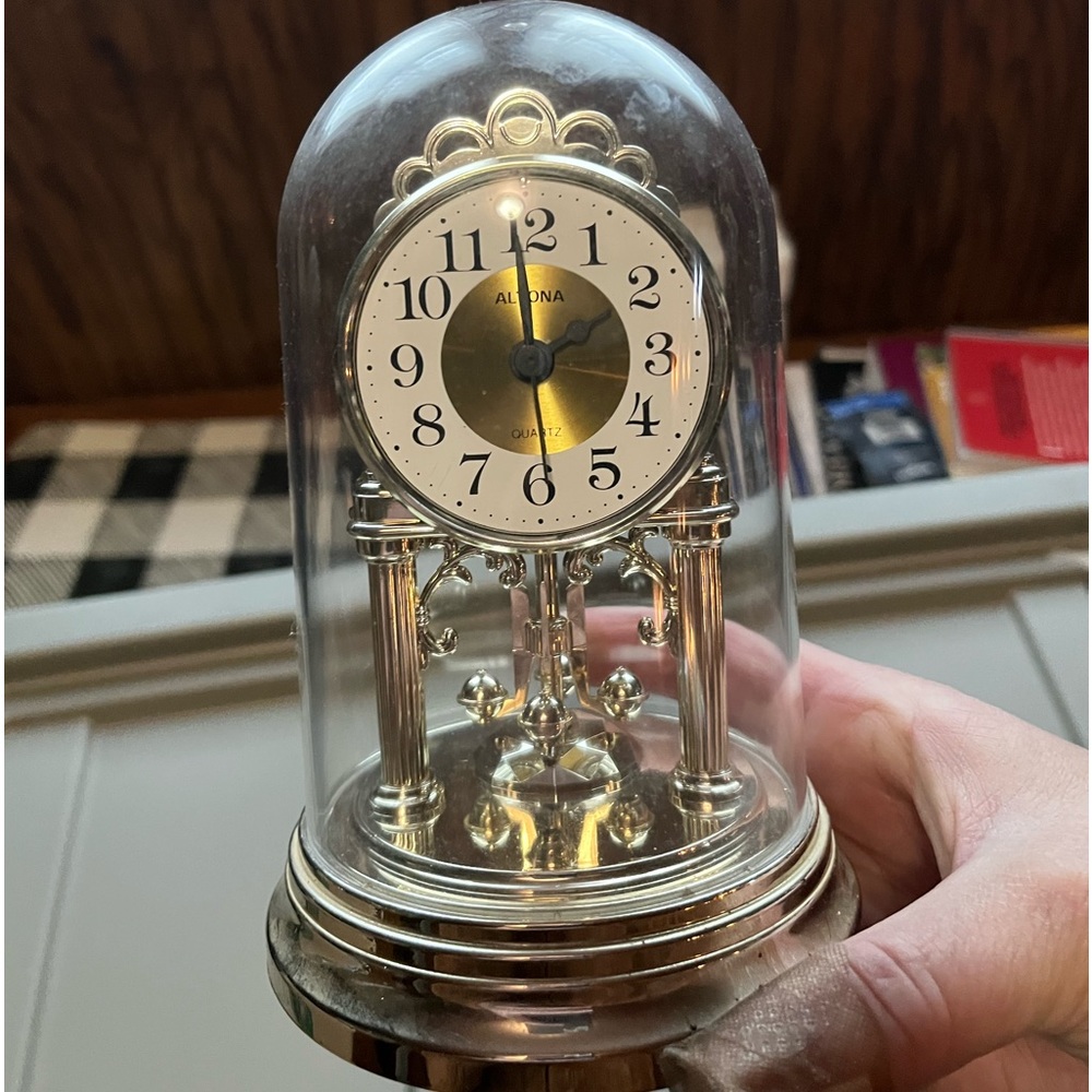 Decorative clock